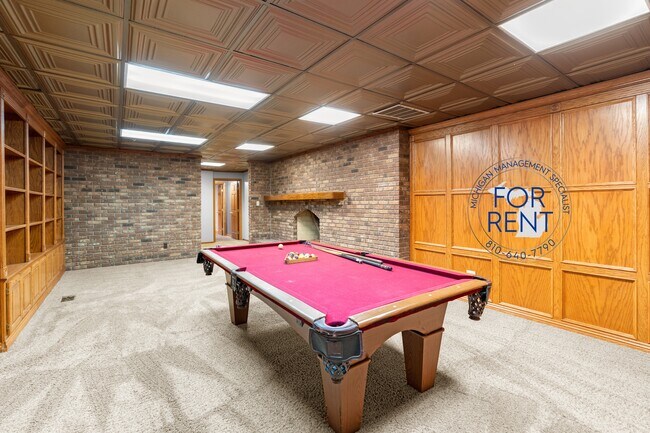 Building Photo - 7255 E Baldwin Rd