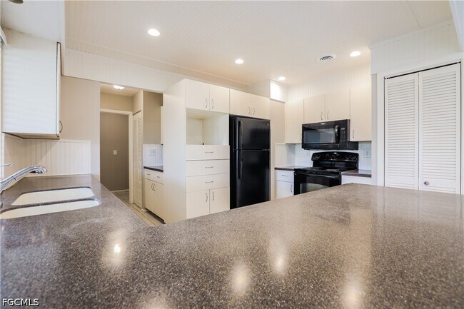 Building Photo - 18457 Ohara Dr