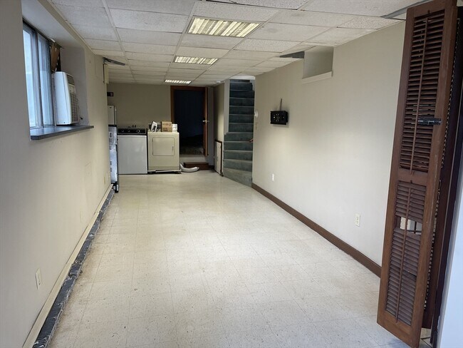 Building Photo - 578 Marrett Rd