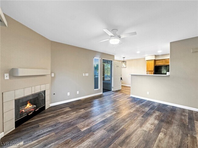 Primary Photo - 5211 Caspian Springs Dr