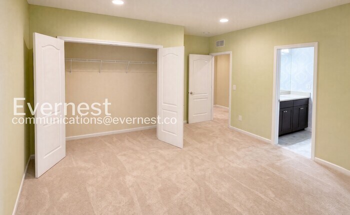 Building Photo - 1735 Hudgins Farm Cir