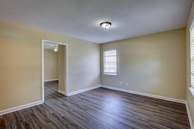 Building Photo - 820 Collin Dr