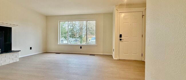 Building Photo - 20301 71st St E