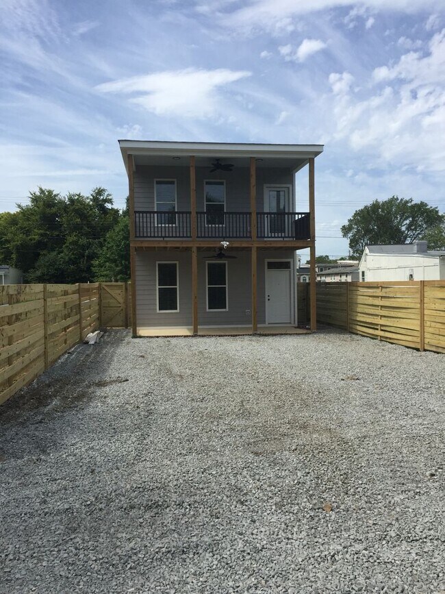 Building Photo - 1113 N 32nd St