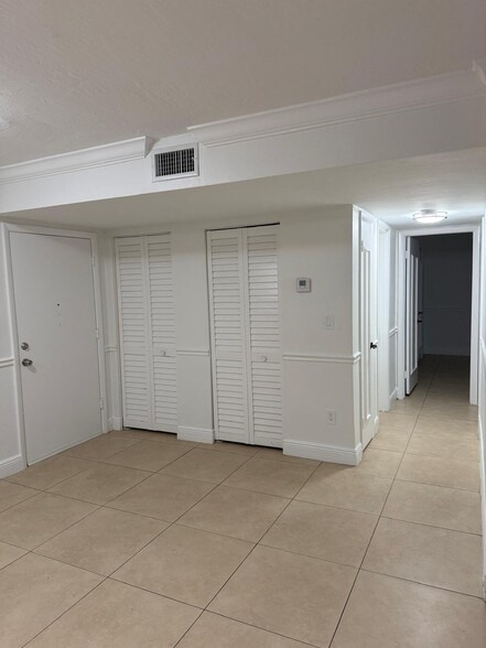 Interior Front Door - 7477 SW 82nd St