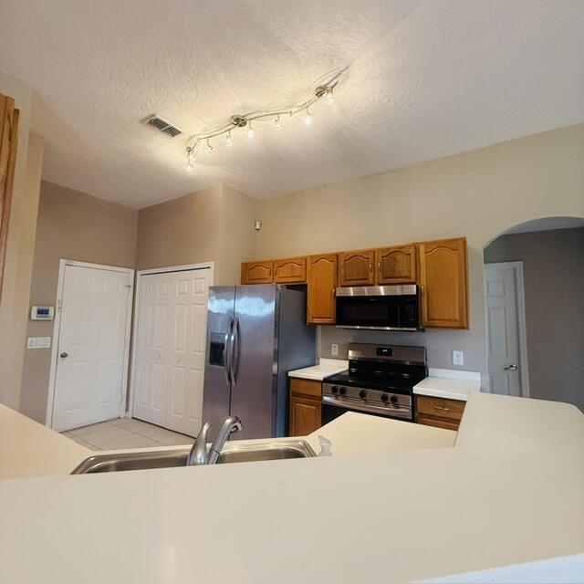 Building Photo - 170 SW Christmas Terrace