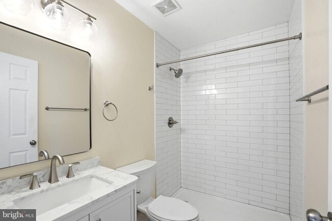 Building Photo - 541 Highland Towne Ln