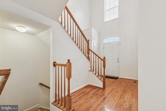 Building Photo - 16056 Sheringham Way