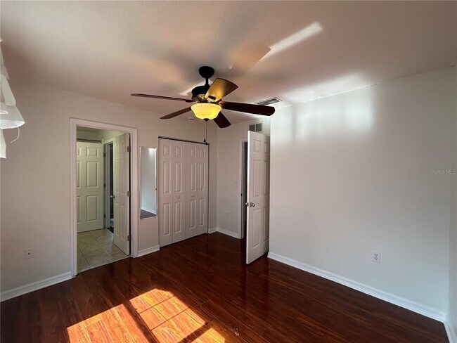 Building Photo - 4574 SW 48th Way