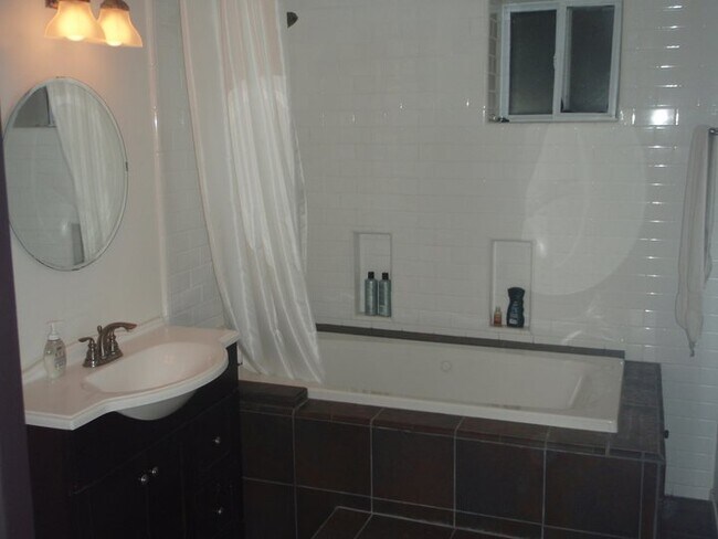 BATHROOM - 2418 Loma Vista Pl