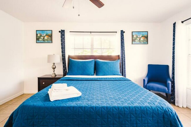 Master bedroom - 4017 Audubon Dr