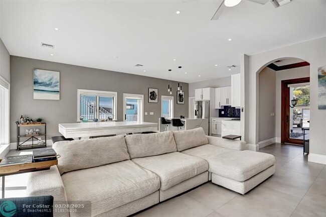Building Photo - 1304 Mandarin Isle