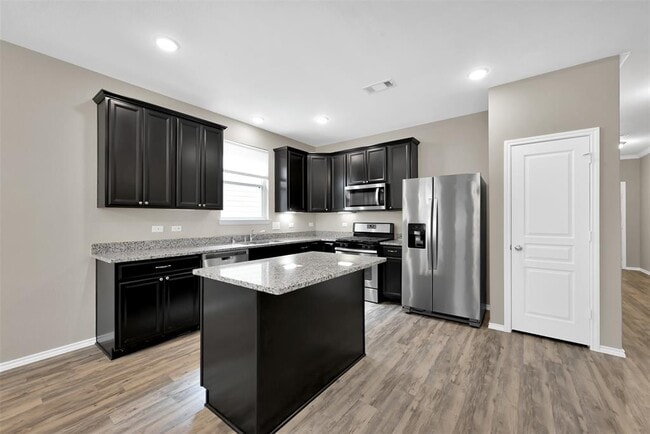 Building Photo - 2015 Lost Timbers Dr
