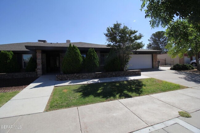 Building Photo - 19014 Armington Dr