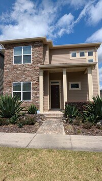 Building Photo - Contemporary 4 Bedroom single family home in SW Gainesville