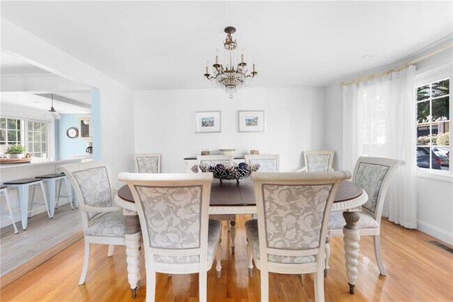 Building Photo - 73 Merton Rd