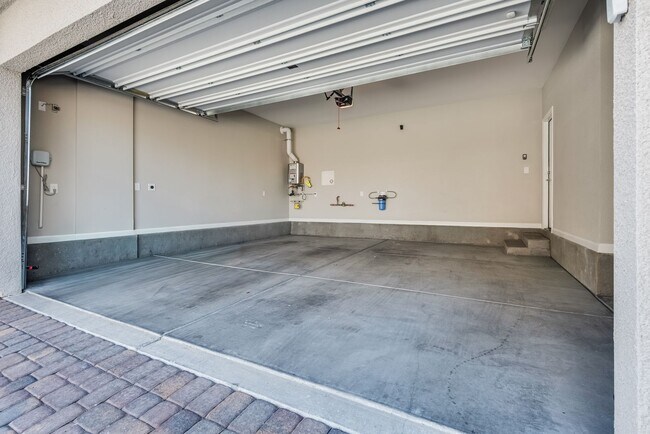 Building Photo - 11552 Fleet Wing Ave