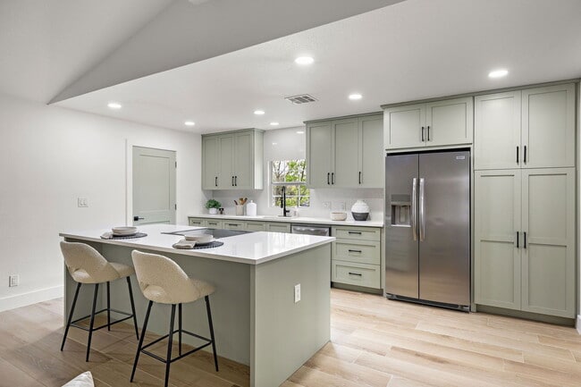 Building Photo - 10418 Doc Holliday Trail