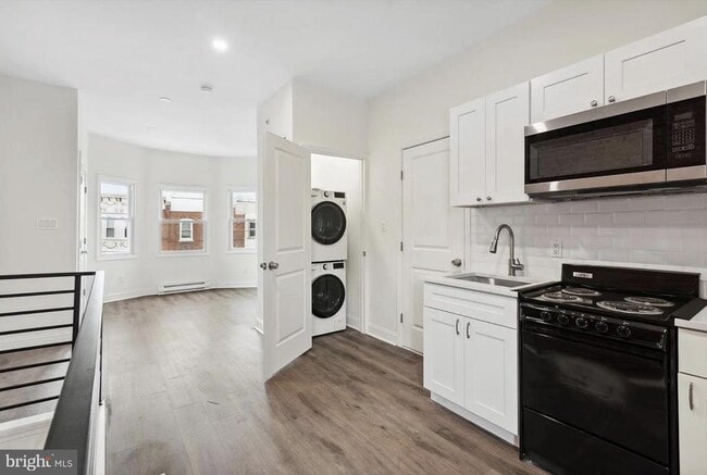 Building Photo - 320 N 62nd St