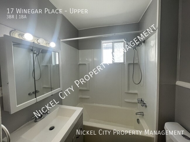 Building Photo - 17 Winegar Pl