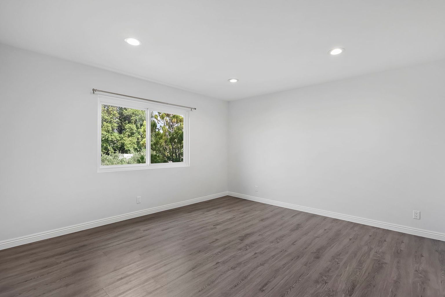 Bedroom 1- Master Bedroom - 6145 Whitsett Ave