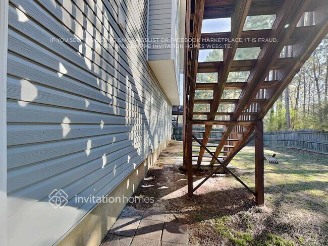 Building Photo - 112 Hunter Pl