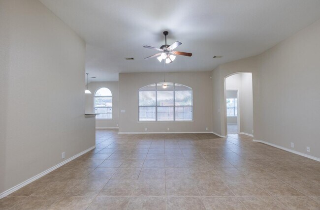 Building Photo - 5402 Hickory Harvest Dr