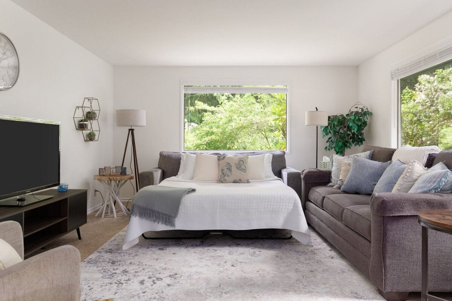 Building Photo - 804 N Main St