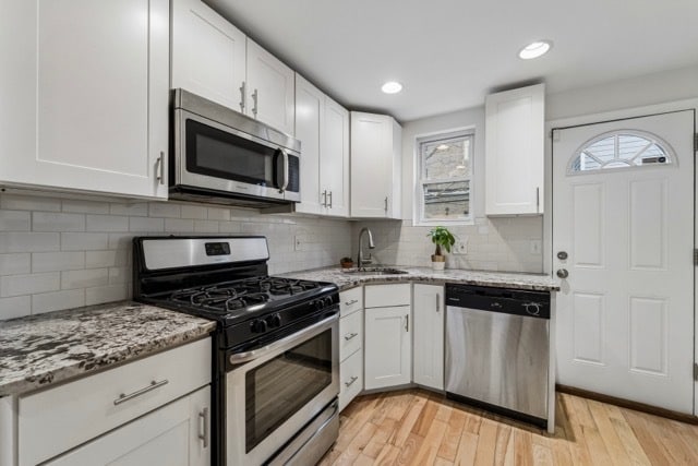 Building Photo - 2117 Titan St