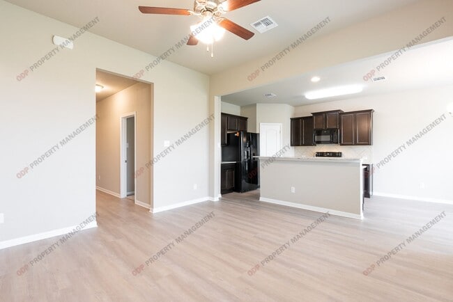 Building Photo - 7213 Lee Hall Loop