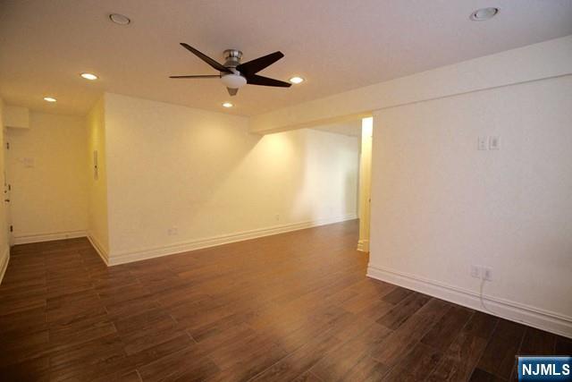 Building Photo - 855 Broad B2