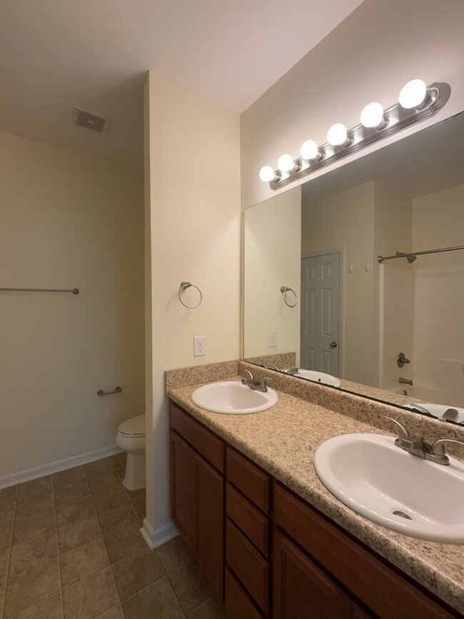 Building Photo - Beautiful 3 Bedroom Townhome in Carolina Forest-224 Caldwell Loop