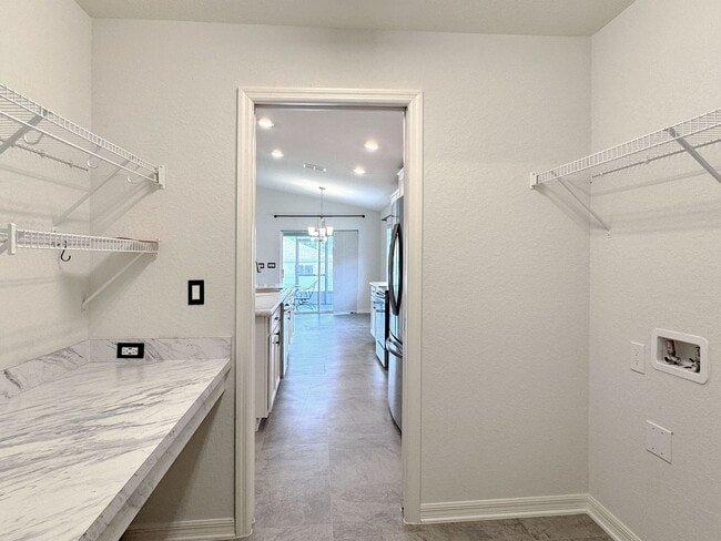 Building Photo - Beautiful 4-BR, 2-BA “Budget Friendly”– So...