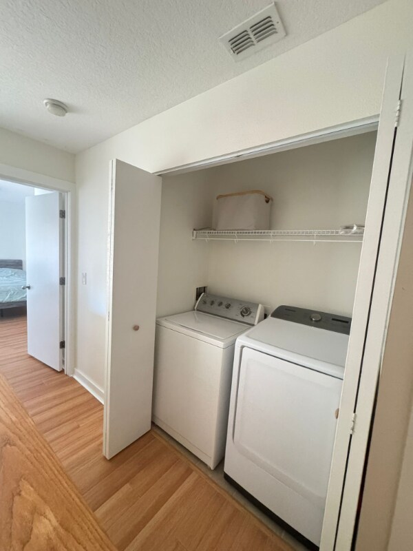 Building Photo - 822 Padua Ln