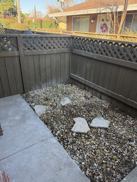 Building Photo - 4713 Amber Ln