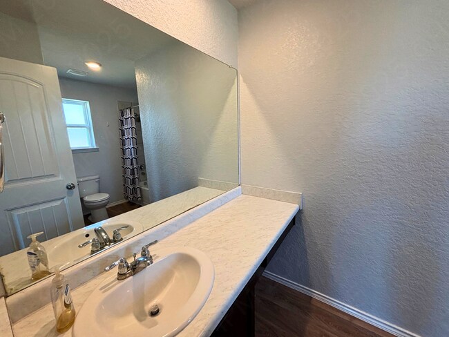 Building Photo - 5907 Kendall Cv