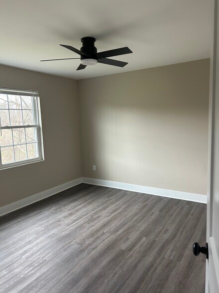 Building Photo - 2925 S Wilson Rd