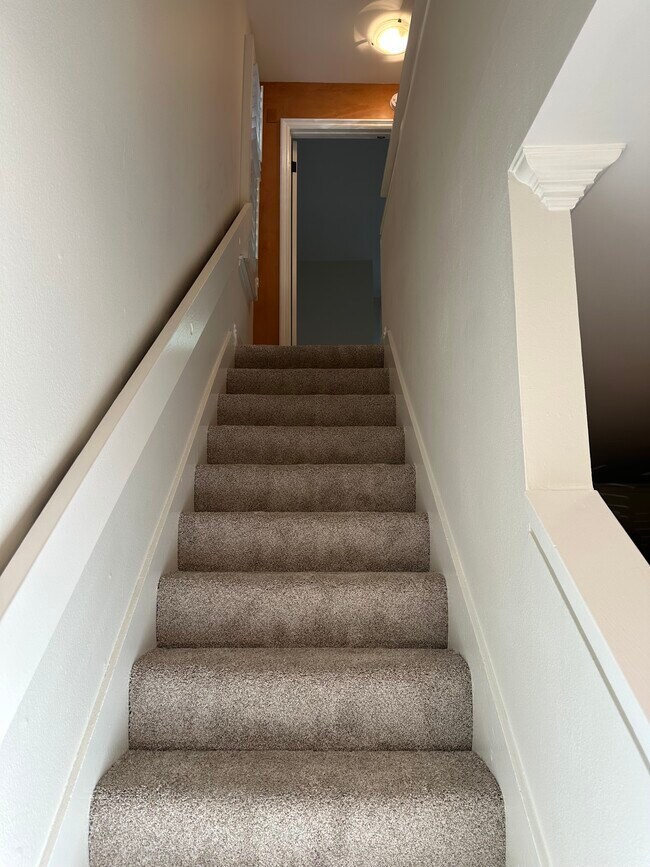 Building Photo - 7060 Shoup Ave