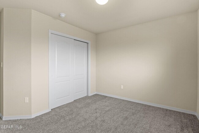 Building Photo - 14832 Bert Cameron Ave