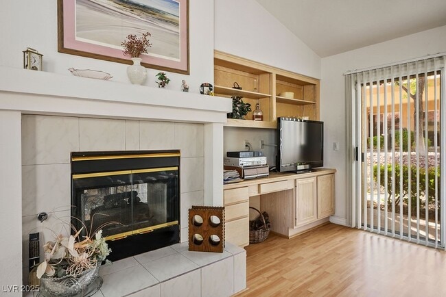 Building Photo - 8929 Marble Dr