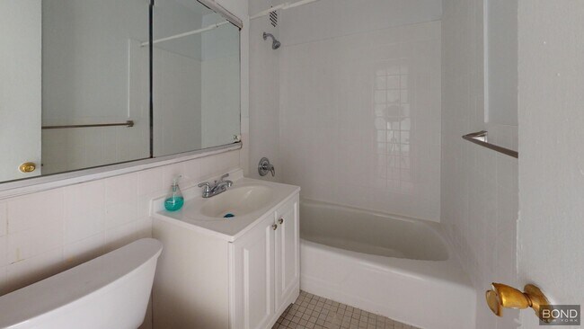 Floorplan - 1380 Riverside Drive