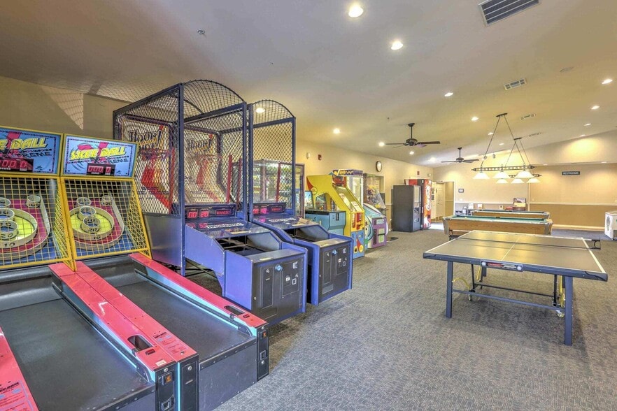 arcade cwnter in activities center - 555 Valley View Rd