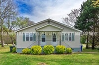 Building Photo - 1236 N Concord Rd