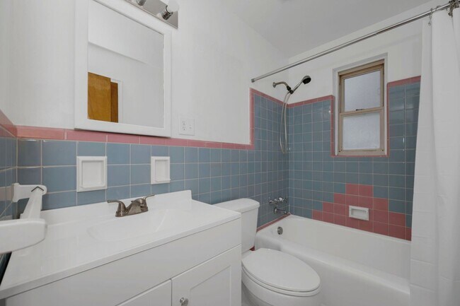 Building Photo - Green Twp- Cozy 2 Bed 1 Bath