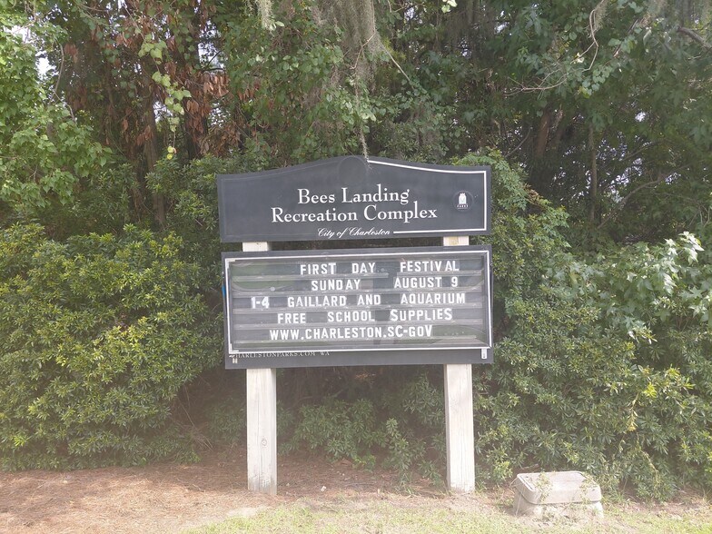 Nearby recreation Complex - 333 Matuskovic Dr