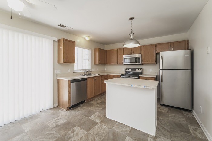 Building Photo - 1441 Rumstone Ln