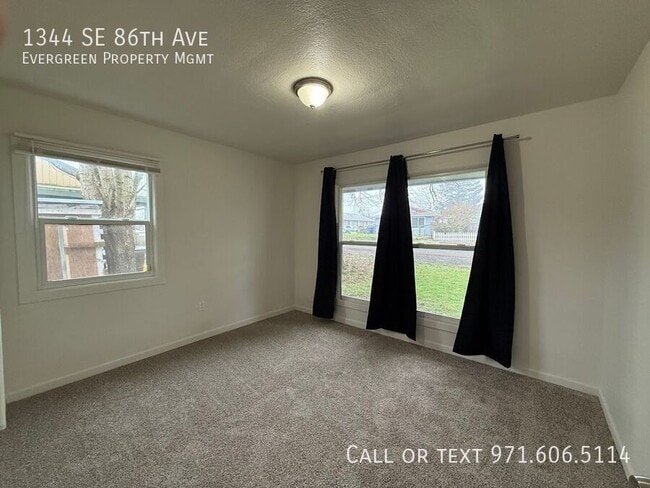 Building Photo - 1344 SE 86th Ave