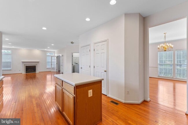 Building Photo - 7209 Bladen Pl