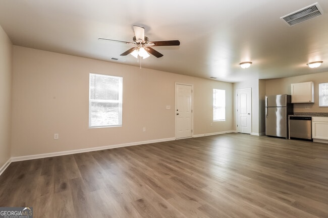 Building Photo - 20 Sloane Ct