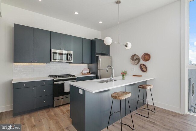 Building Photo - 1822 N Front St